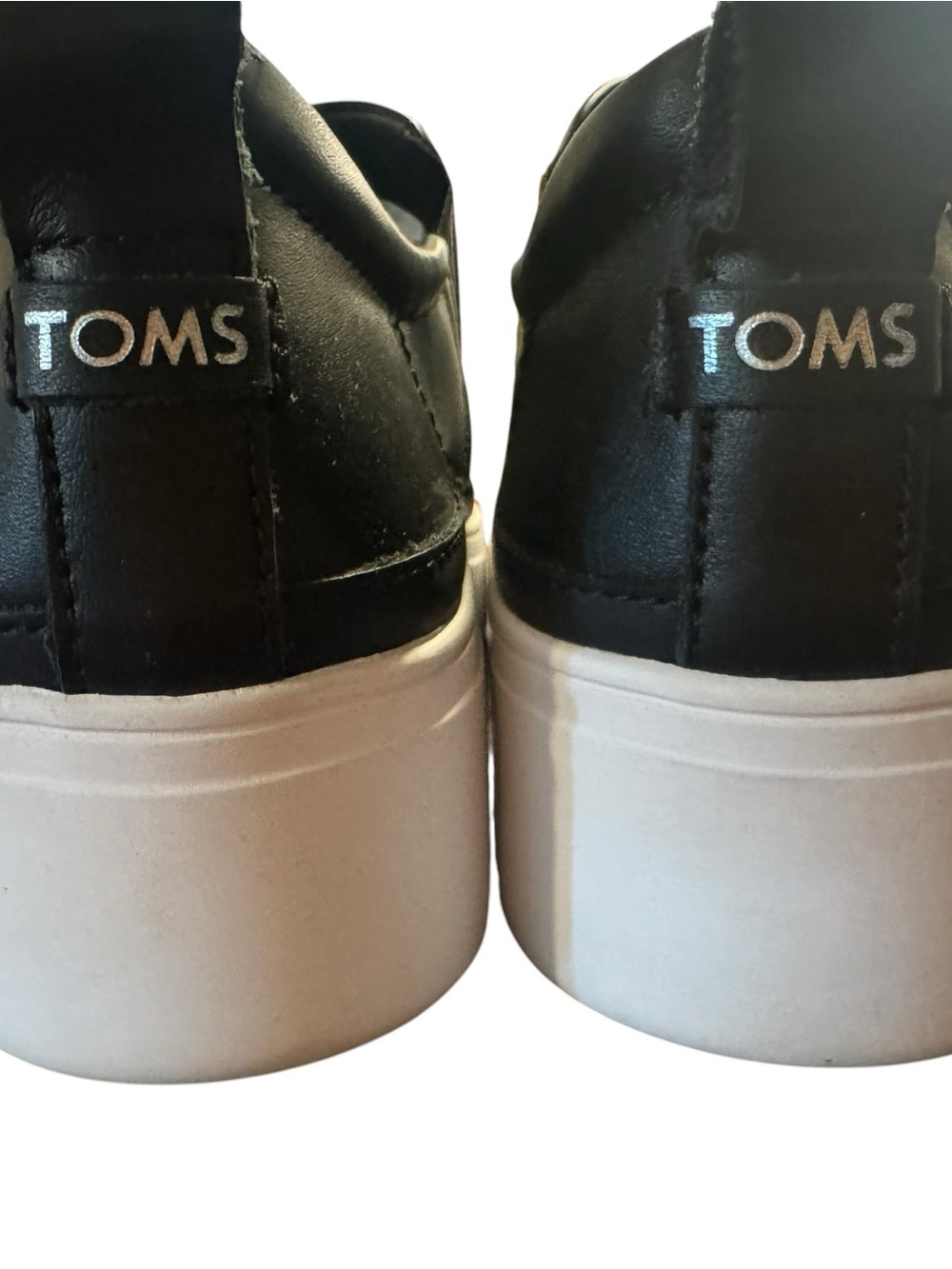 TOMS Women’s Tristan Black Leather Platform Sneaker, NWT